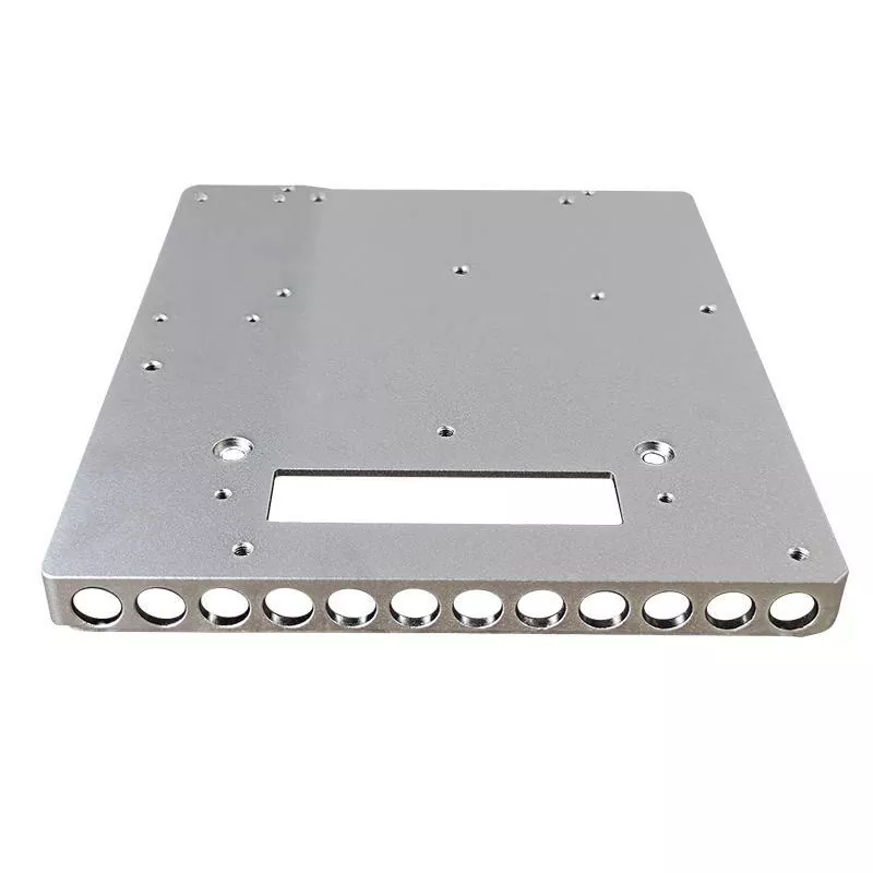 CNC bearbejdet aluminiumspanel